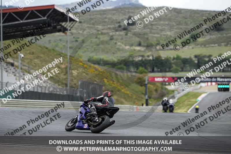 cadwell no limits trackday;cadwell park;cadwell park photographs;cadwell trackday photographs;enduro digital images;event digital images;eventdigitalimages;navarra;no limits trackdays;peter wileman photography;racing digital images;trackday digital images;trackday photos